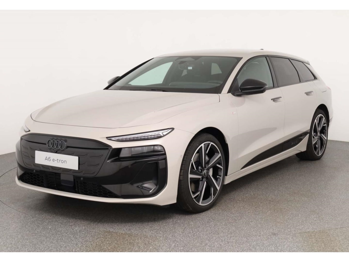 Bild über Audi A6 Avant e-tron S line business e-tron quattro 315 kW - für weitere Informationen kontaktieren Sie den Audi Partner