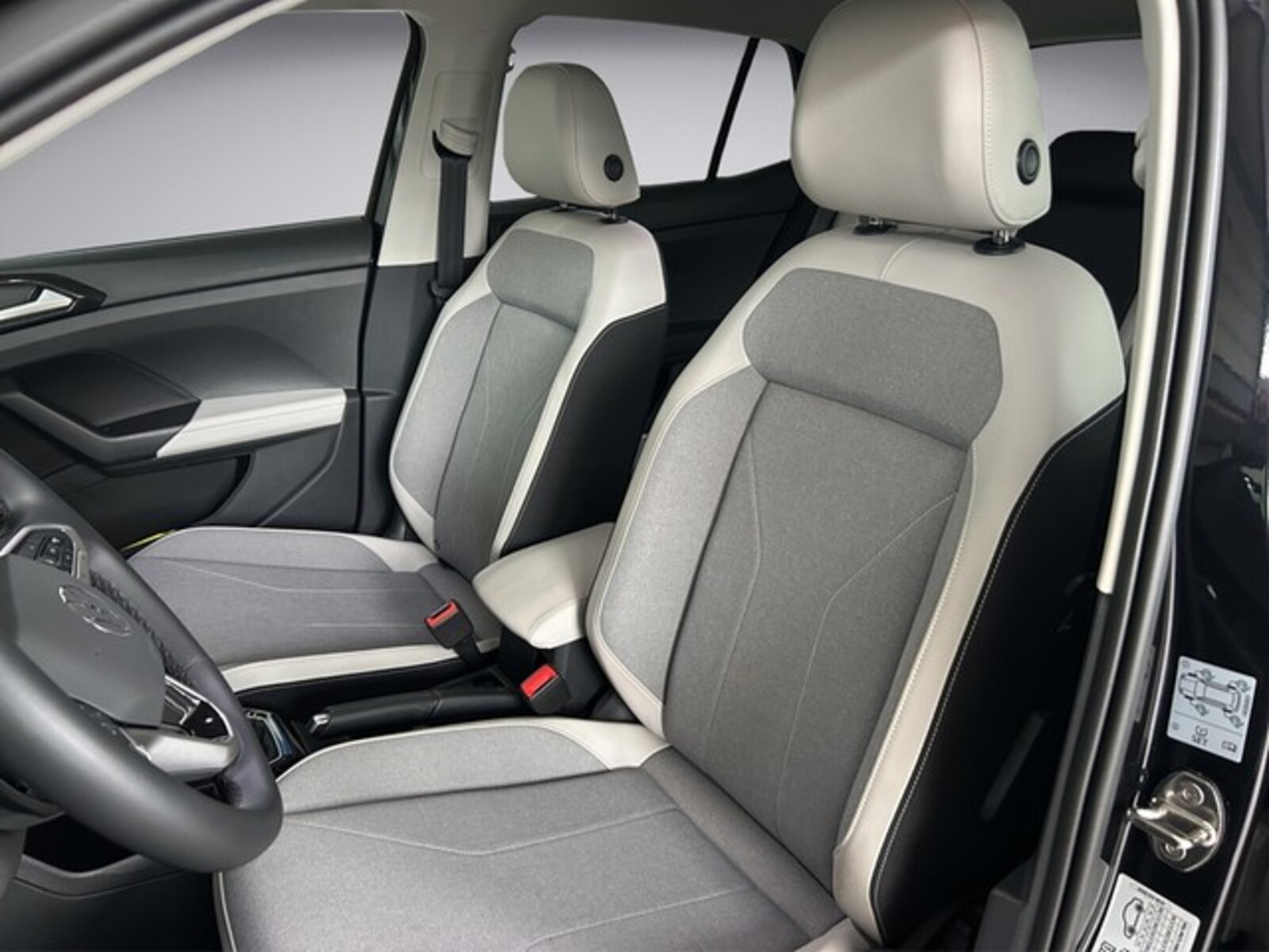 Volkswagen T-Cross – Bild 7