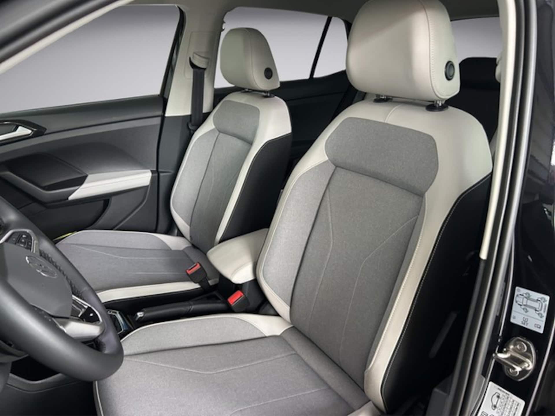 Volkswagen T-Cross Style