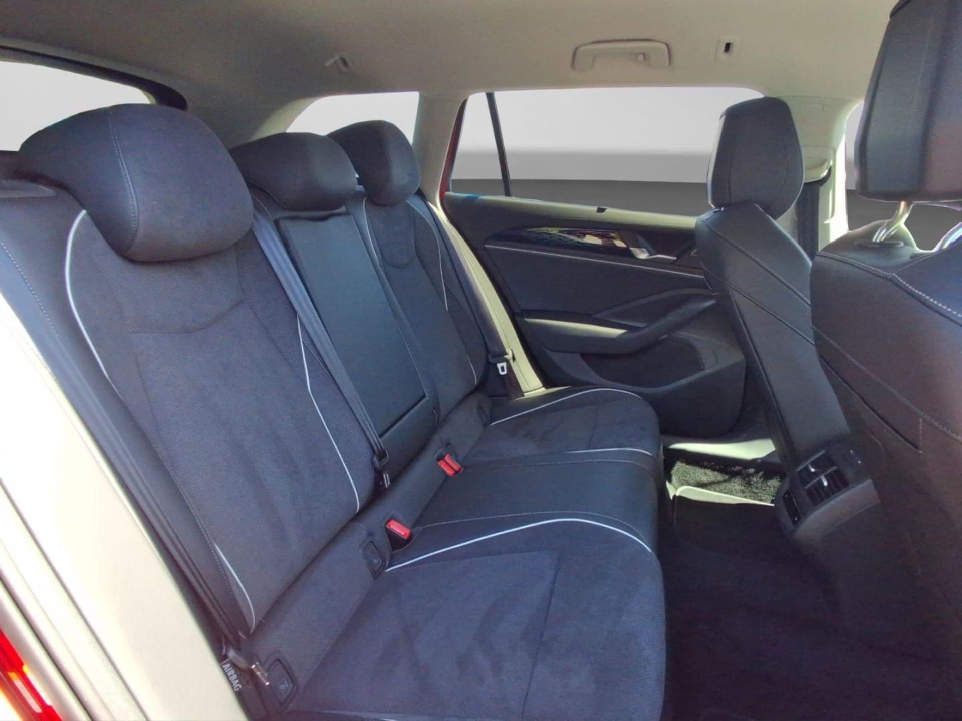 Volkswagen Passat Business