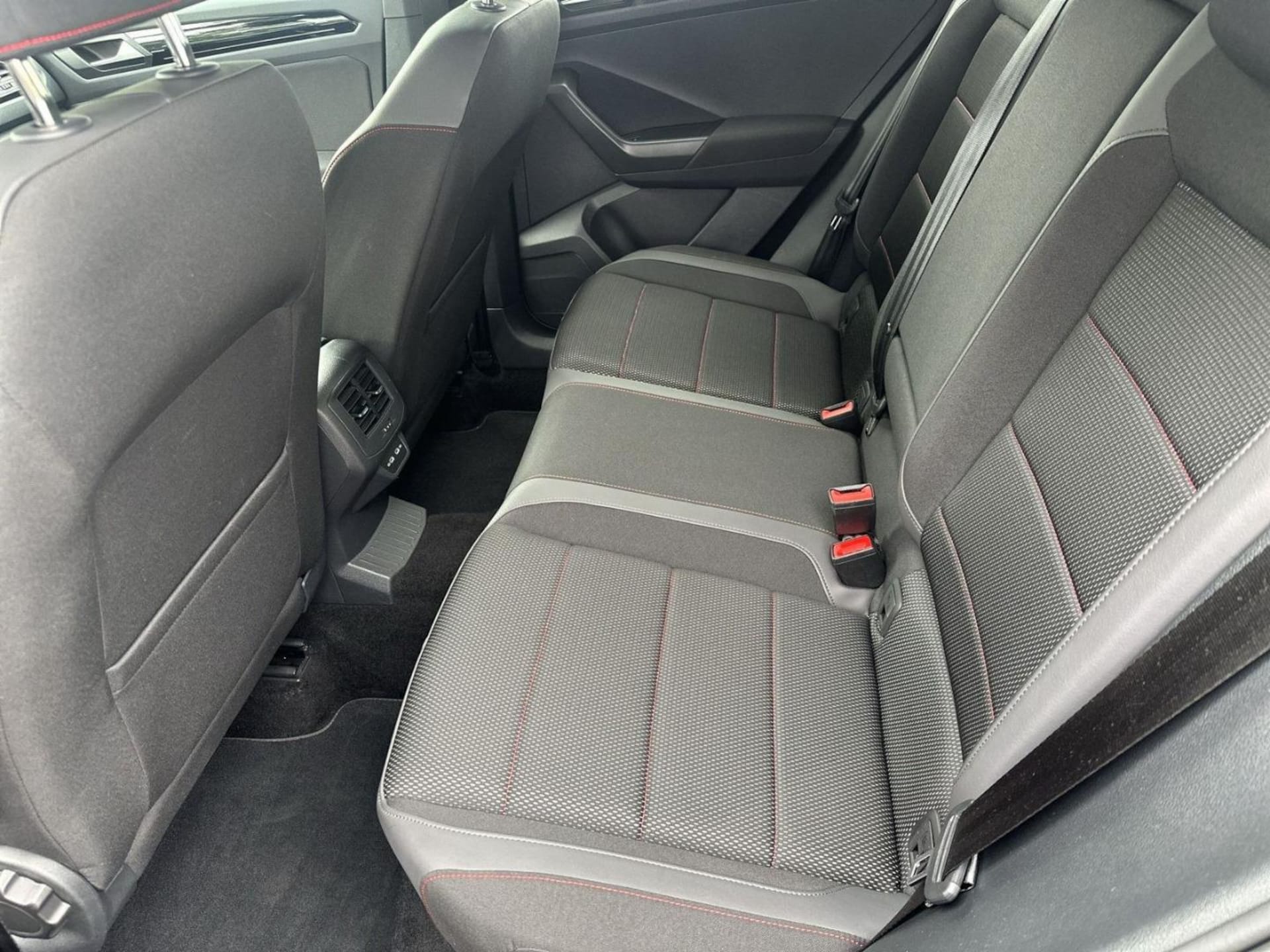 Volkswagen T-Roc Sport