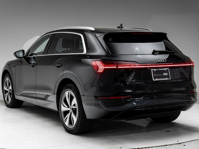 2024 Audi Q8 e-tron