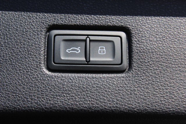 Image about Audi Q7 S line 50 TDI quattro tiptronic