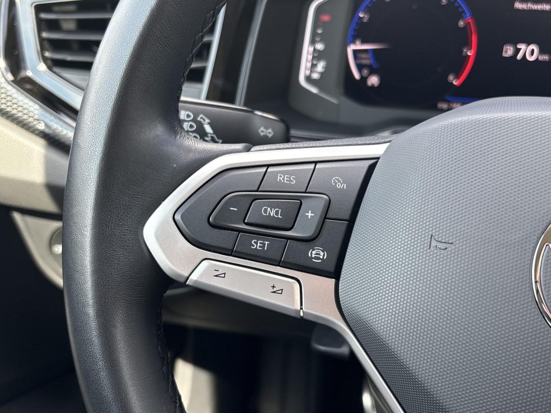 Volkswagen Polo Active