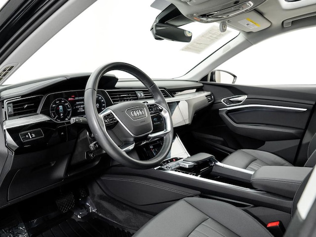2024 Audi Q8 e-tron