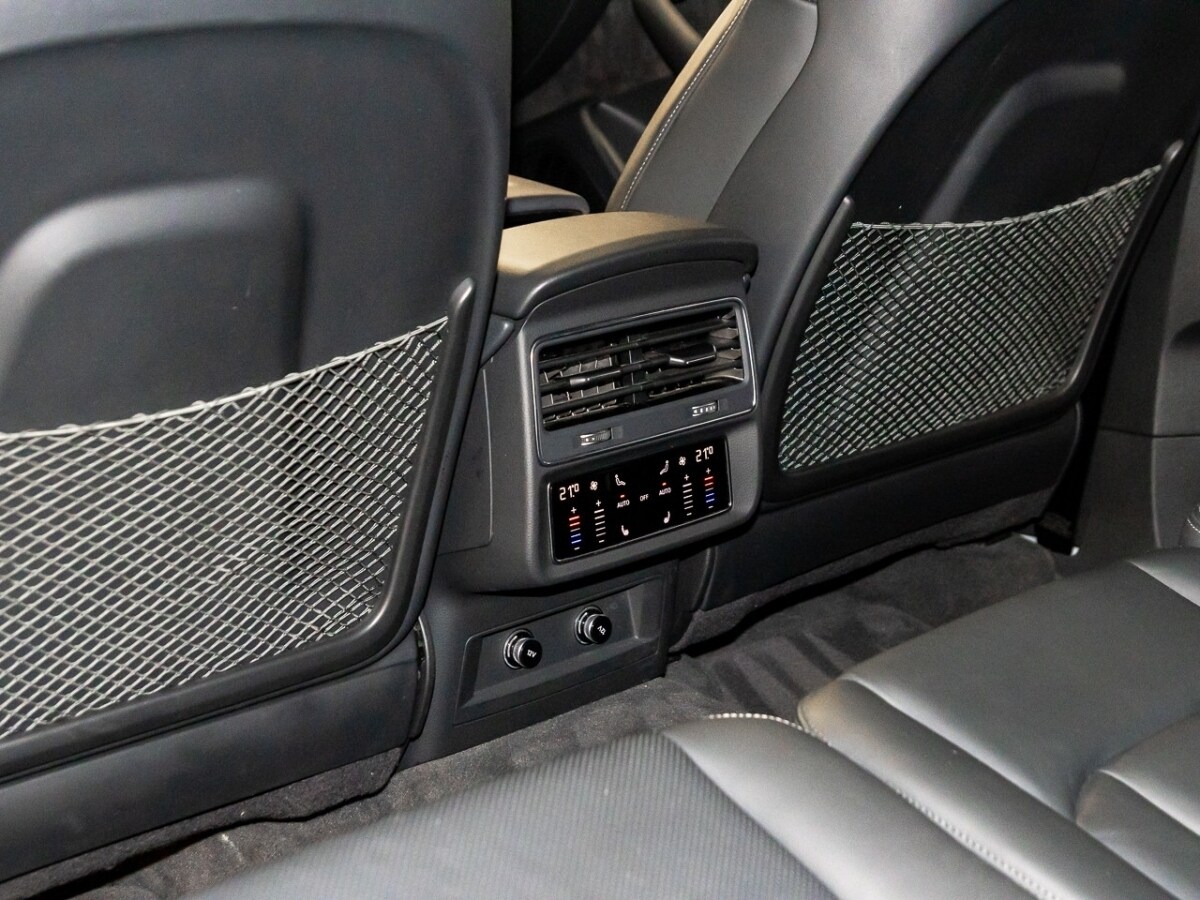 Image about Audi SQ7 TFSI quattro tiptronic