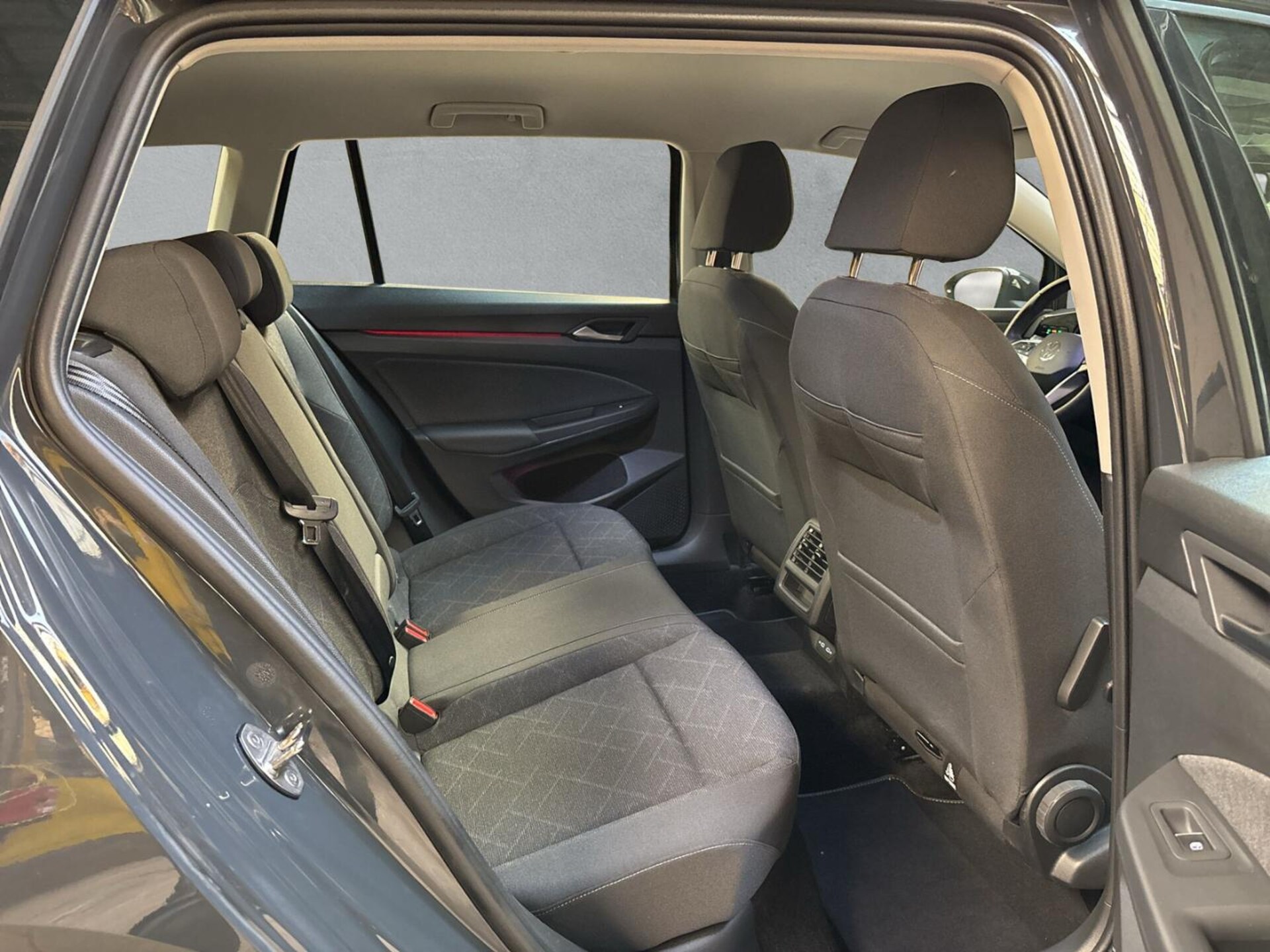 Volkswagen Golf Variant Life