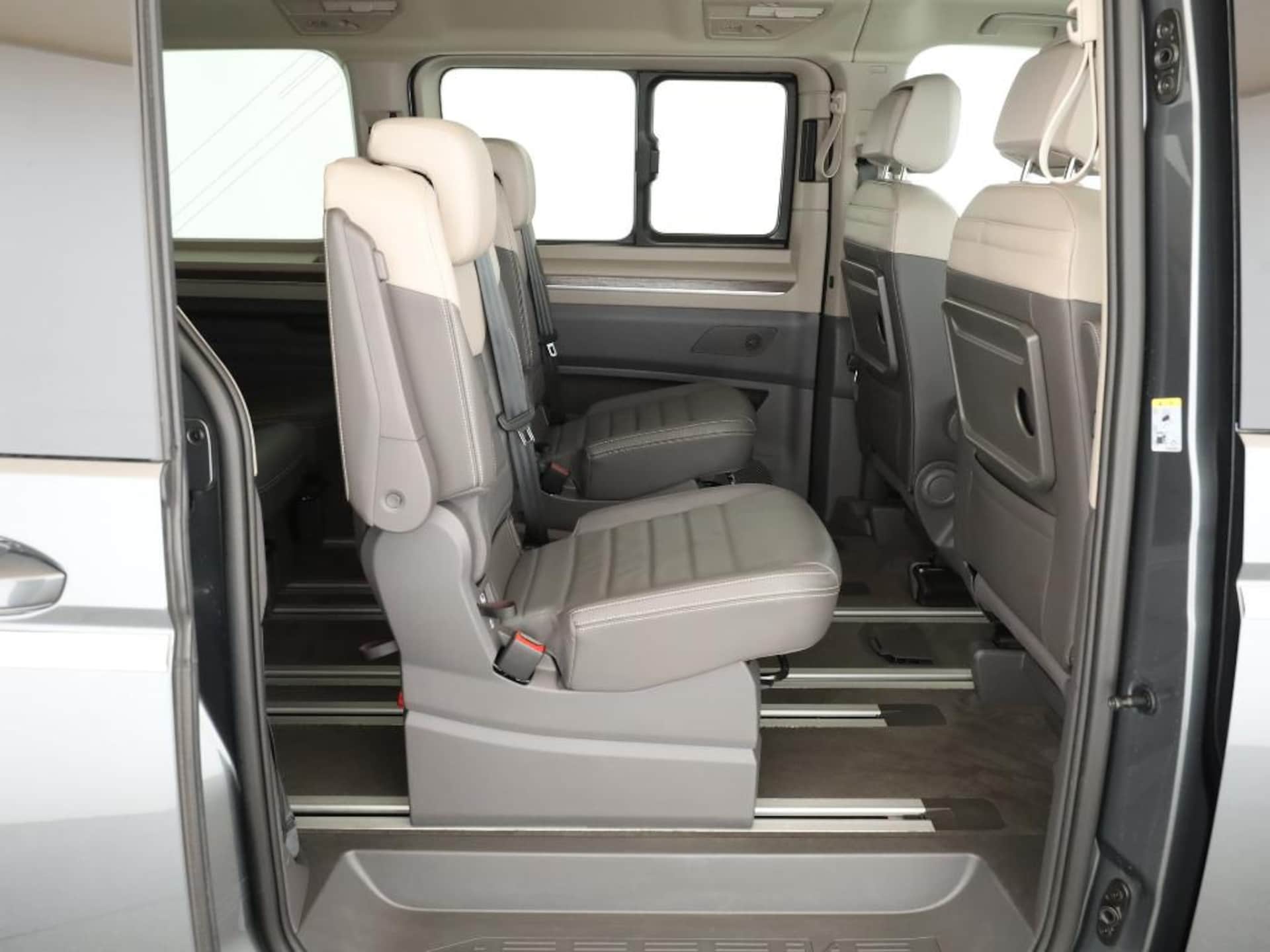 Volkswagen Multivan Langversion Style