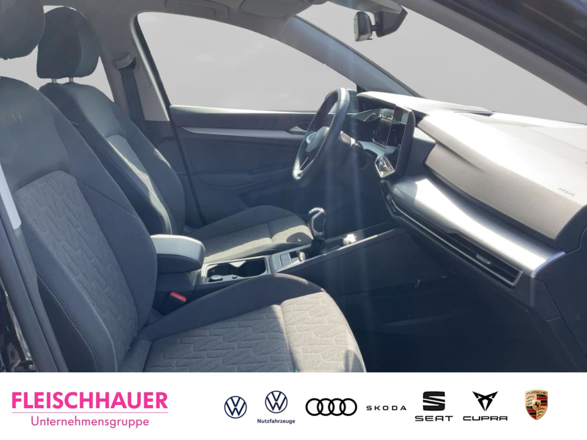 Volkswagen Golf Life