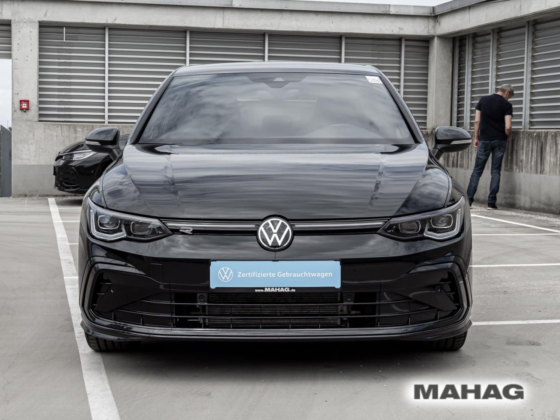 Volkswagen Golf R-Line