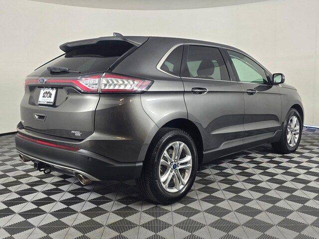 2017 Ford Edge