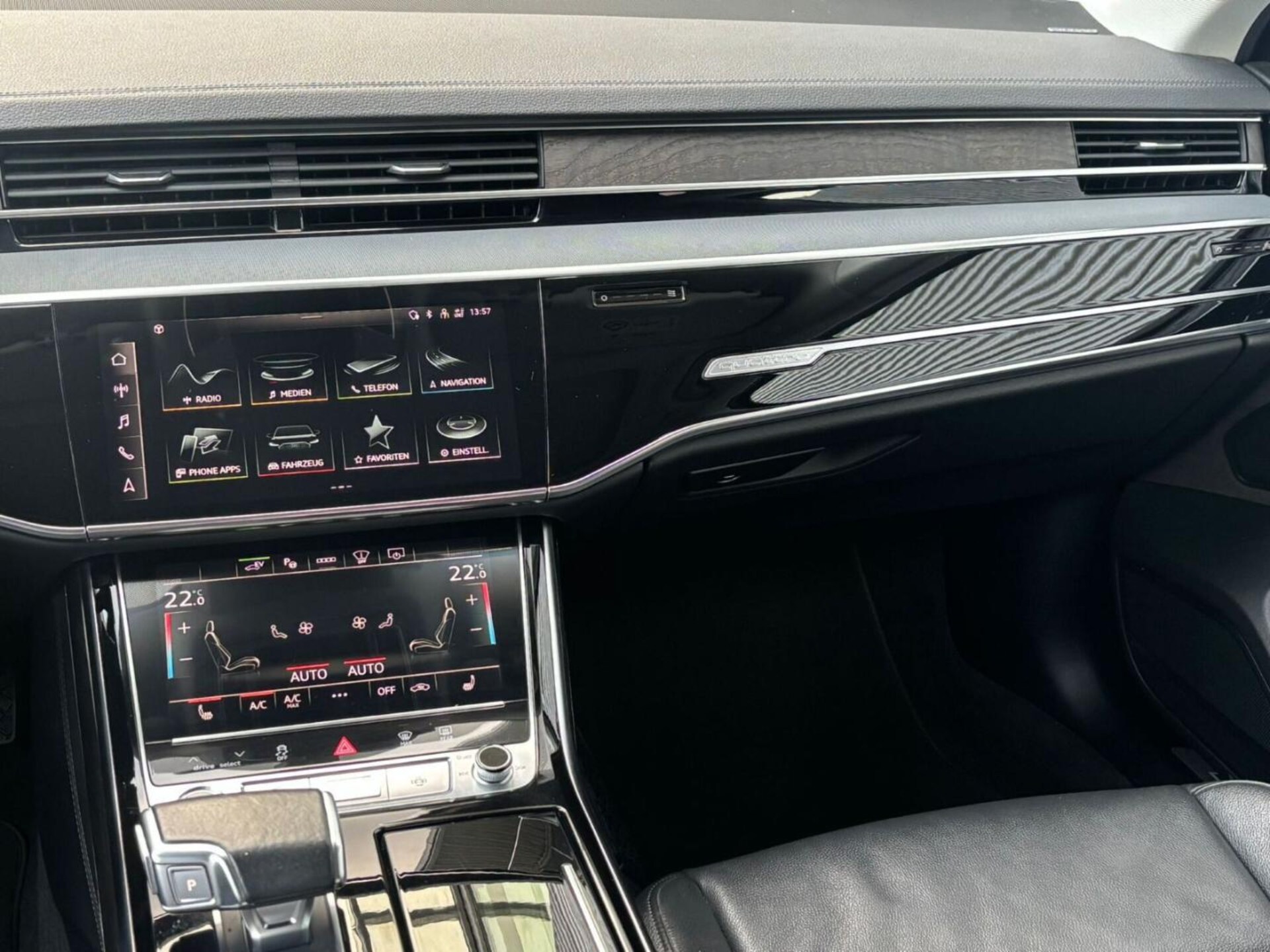 Audi A8 TFSI e