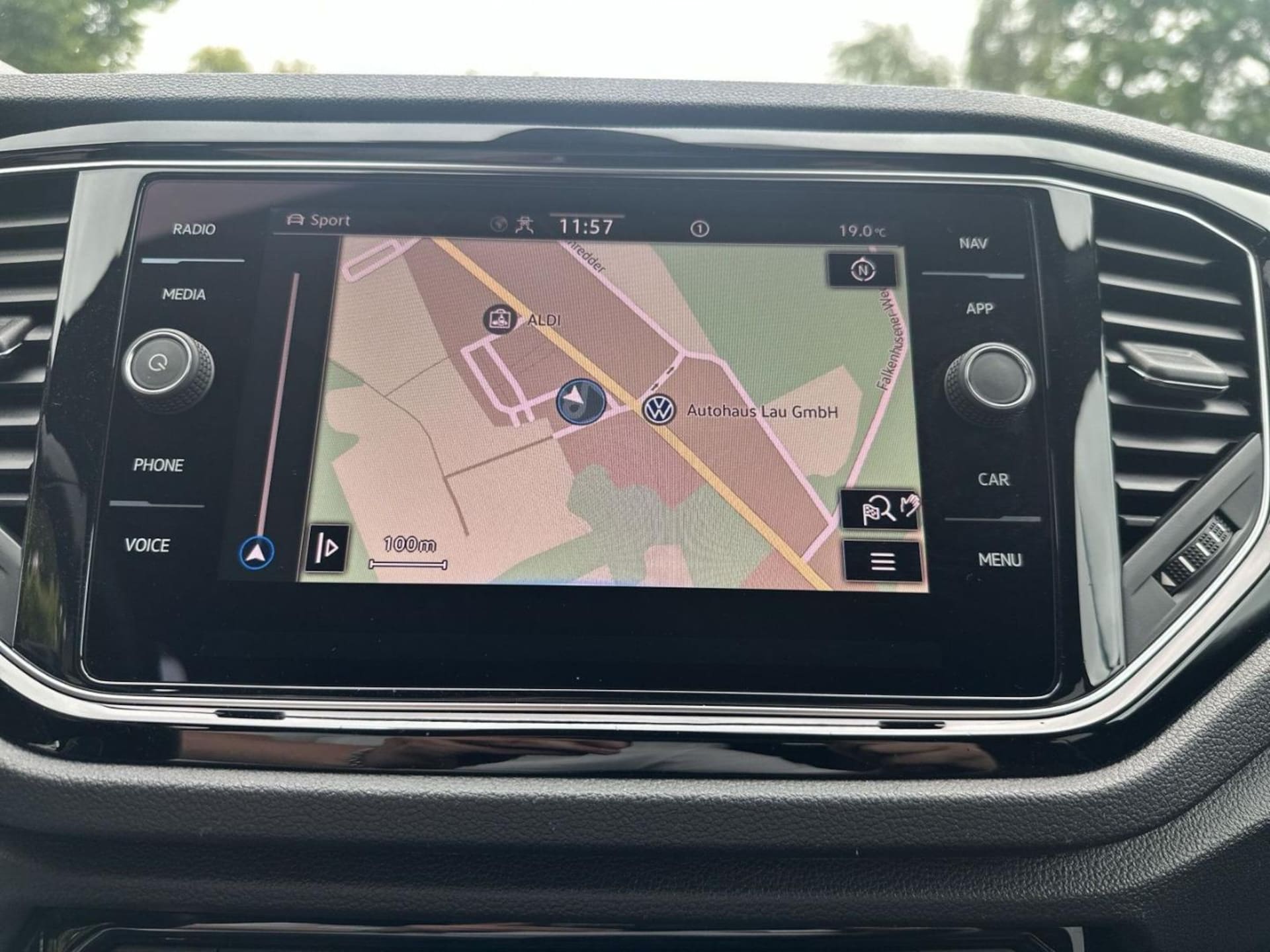 Volkswagen T-Roc Sport