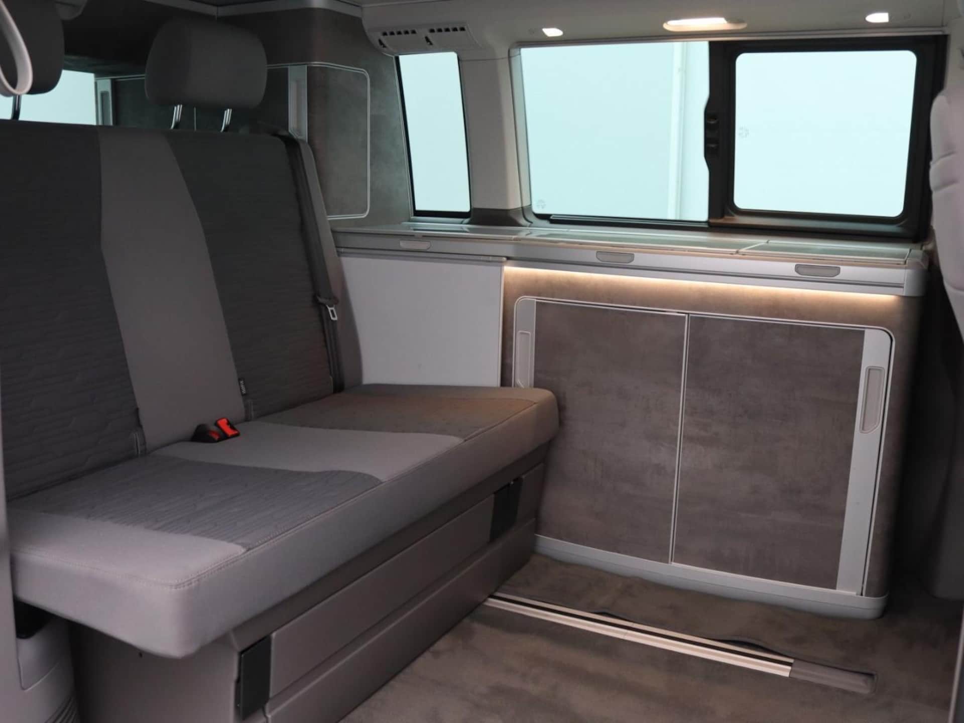 Volkswagen T6.1 California Ocean