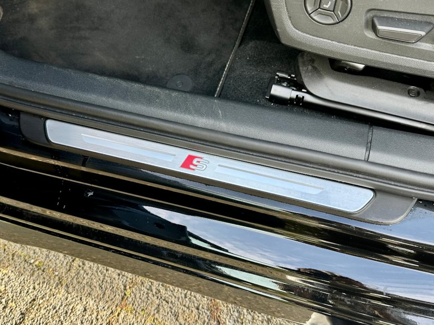 Bild über Audi S3 Limousine TFSI quattro S tronic - für weitere Informationen kontaktieren Sie den Audi Partner