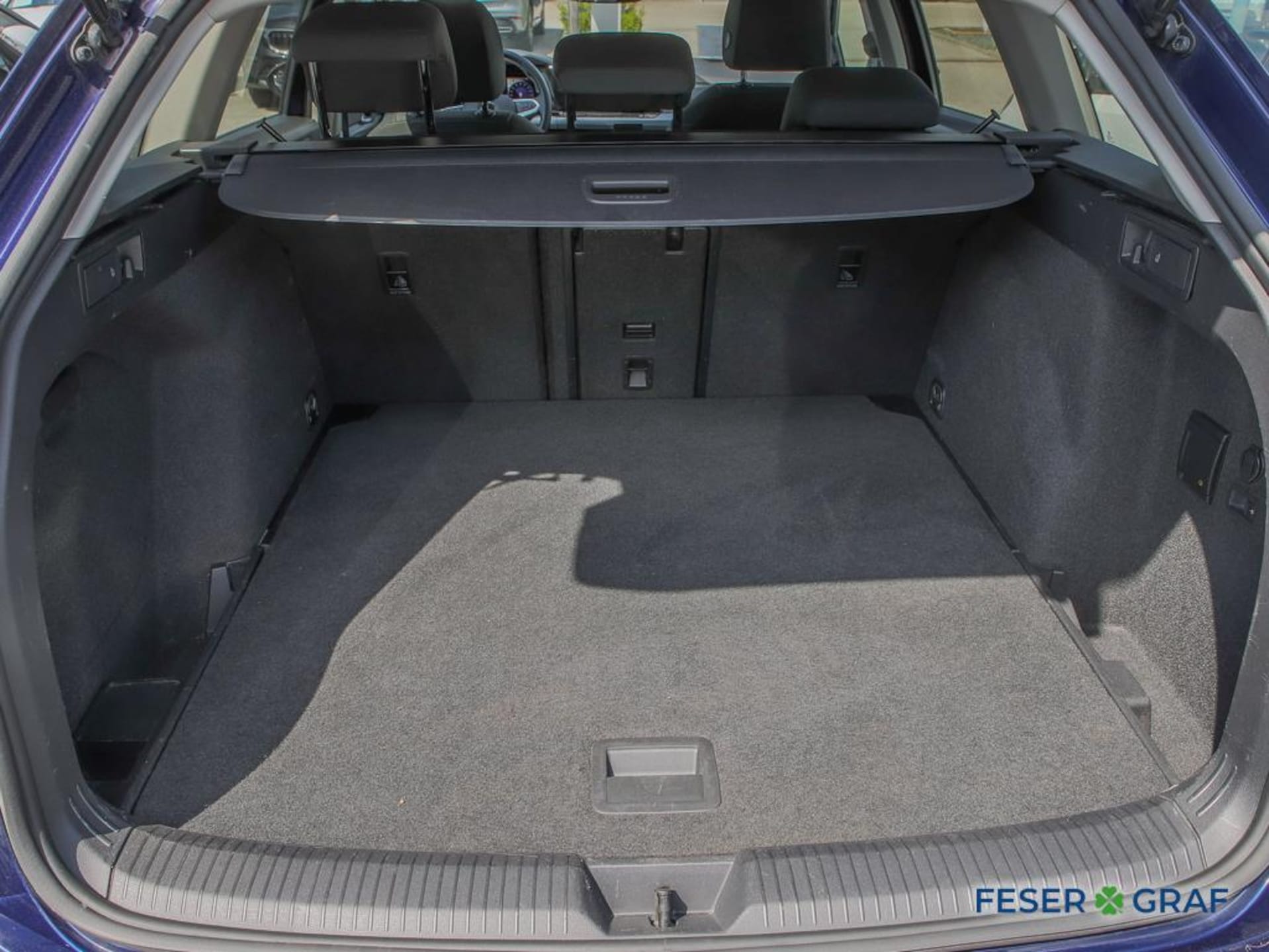 Volkswagen Golf Variant Life