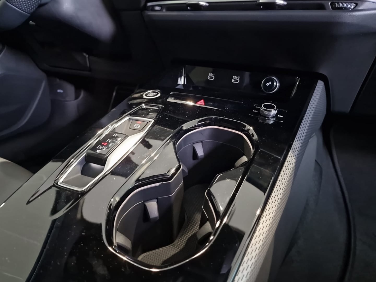 Bild über Audi A5 Avant TFSI quattro S tronic - für weitere Informationen kontaktieren Sie den Audi Partner