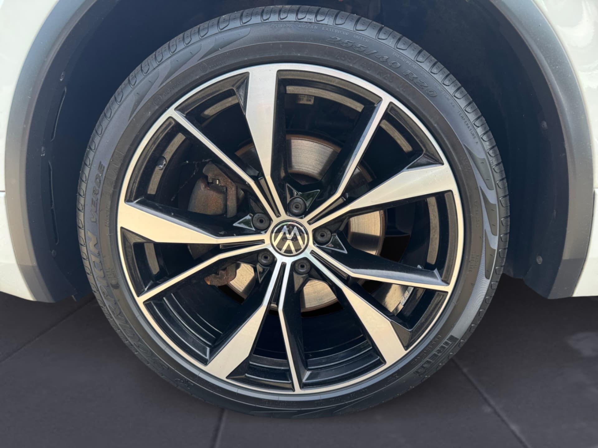 Volkswagen Tiguan R-Line