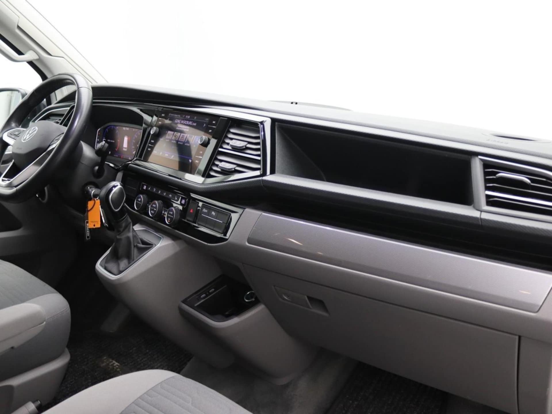 Volkswagen T6.1 California Ocean