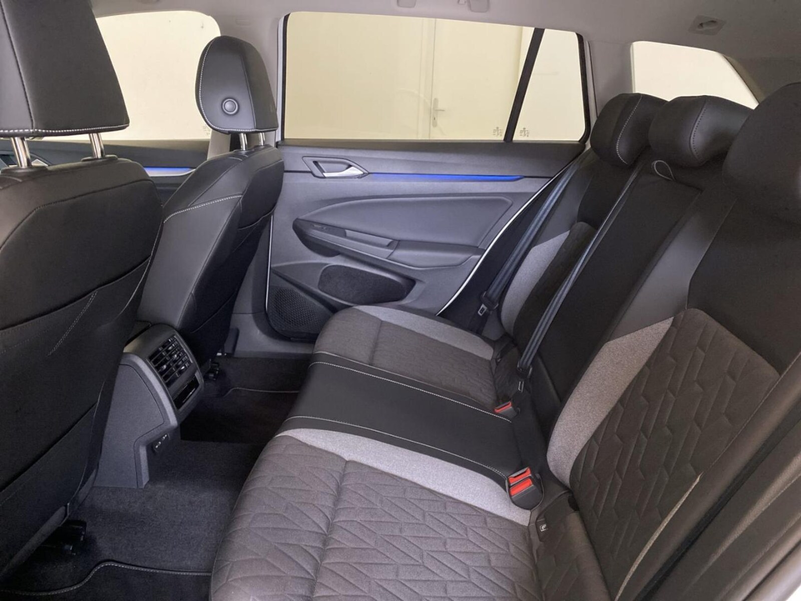 Volkswagen Golf Variant – Bild 7