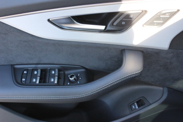Image about Audi Q7 S line 50 TDI quattro tiptronic