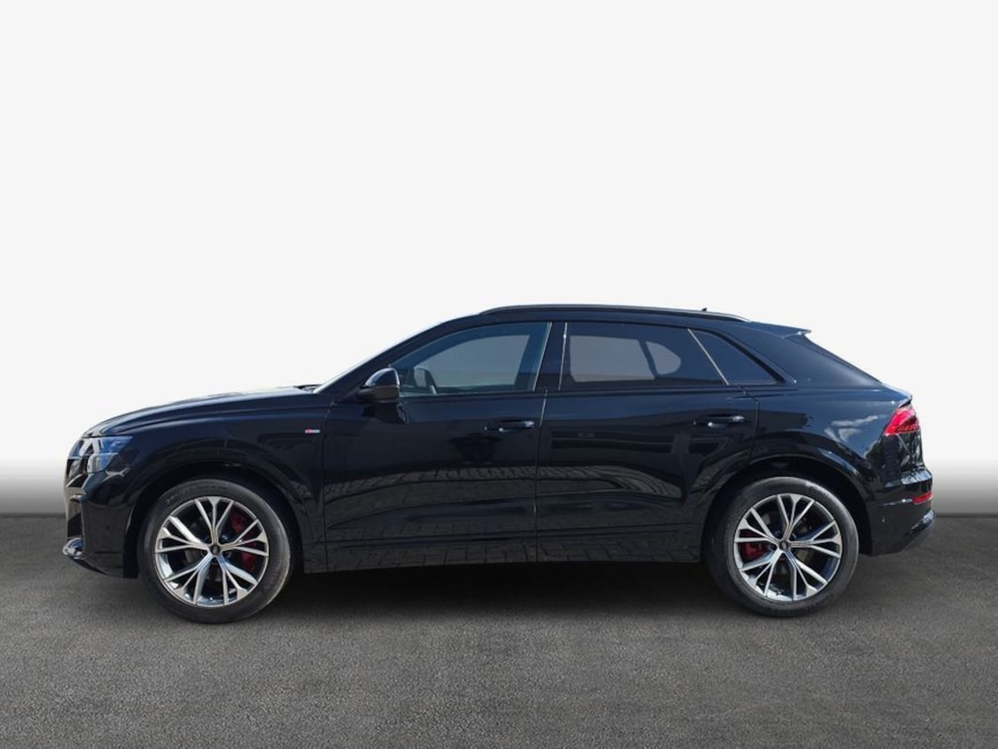 Bild über Audi Q8 SUV S line business TDI quattro 210 kW tiptronic - für weitere Informationen kontaktieren Sie den Audi Partner