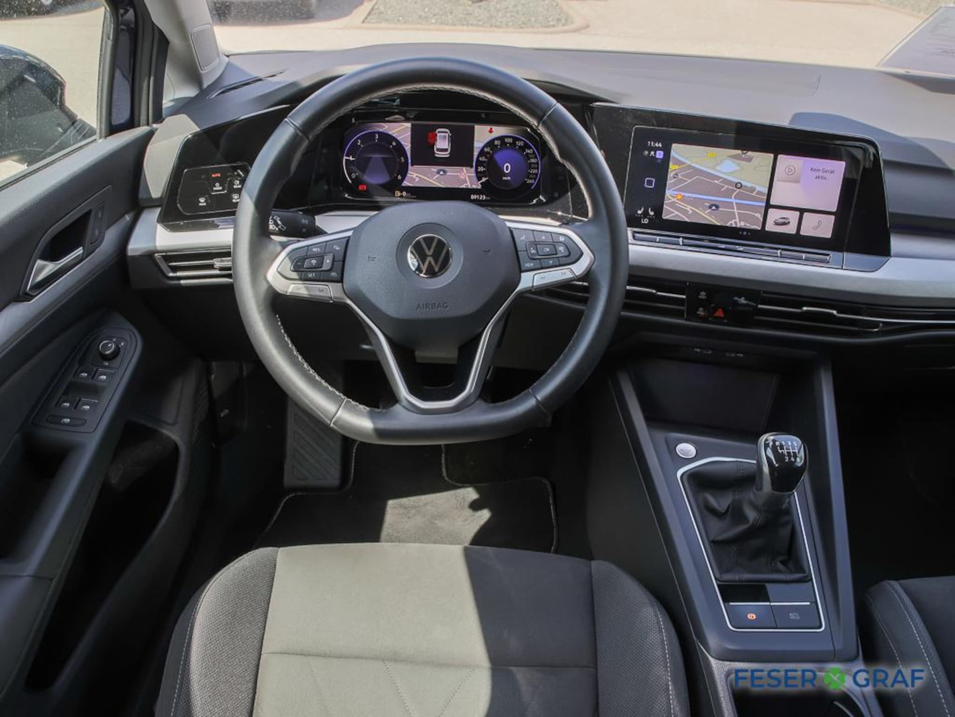 Volkswagen Golf Variant Life