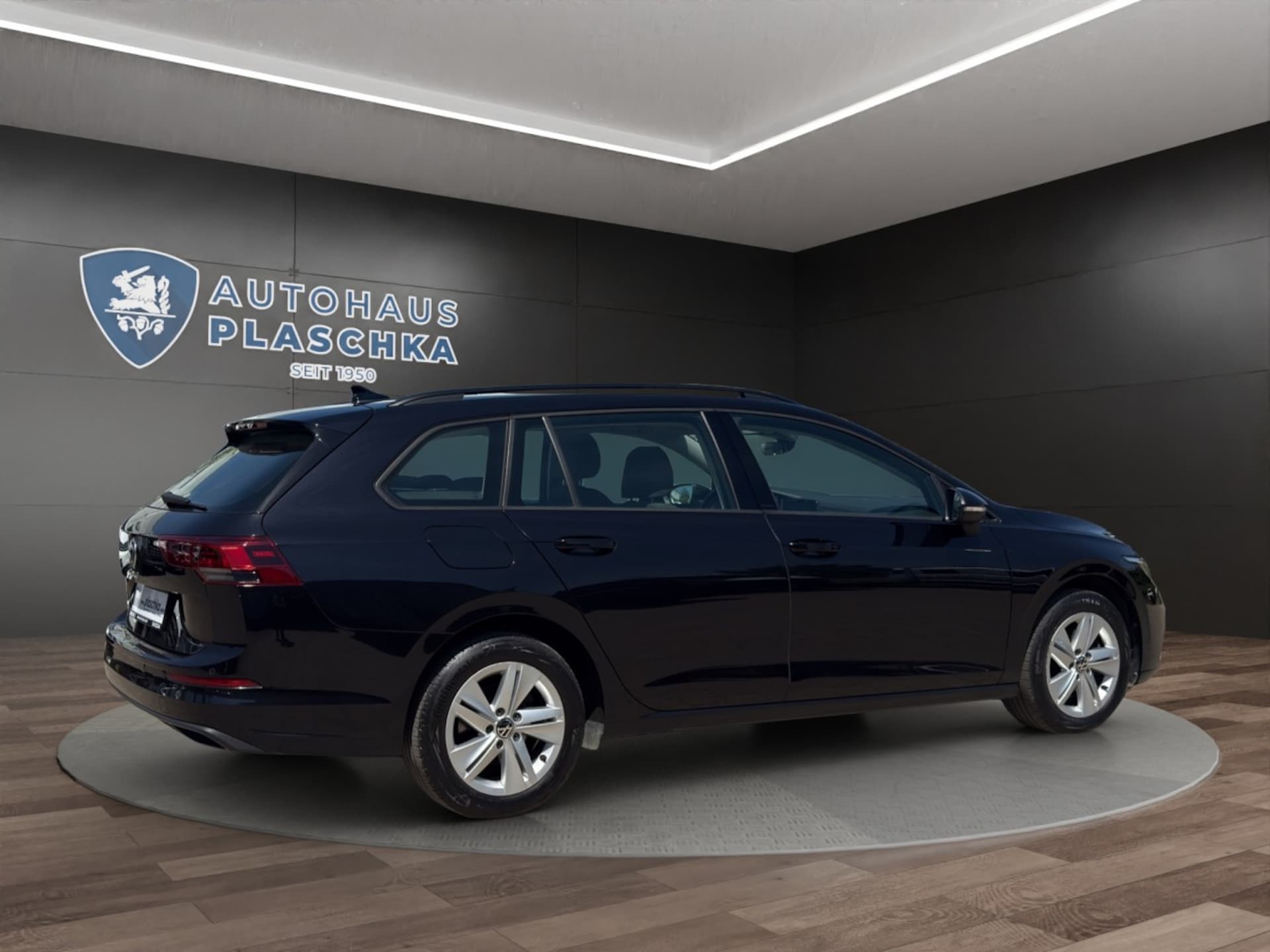 Volkswagen Golf Variant Life