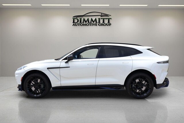 2025 Aston Martin DBX