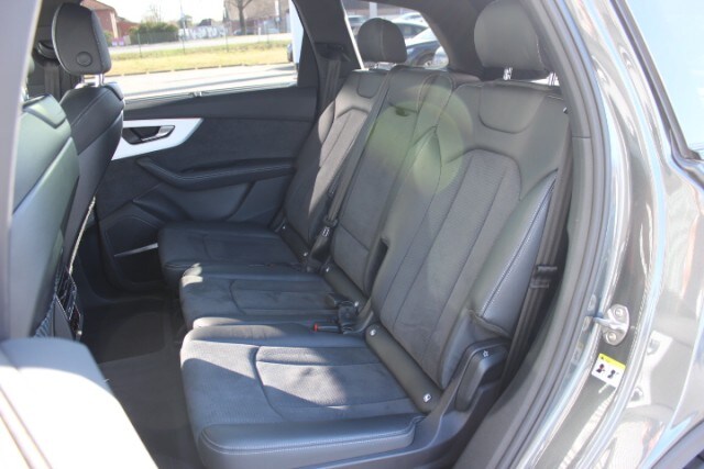 Image about Audi Q7 S line 50 TDI quattro tiptronic
