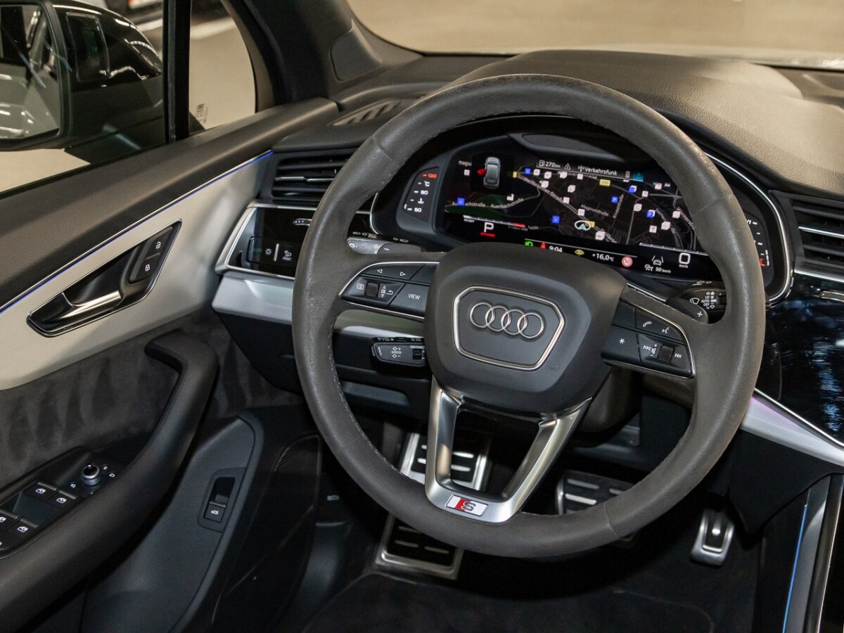 Image about Audi SQ7 TFSI quattro tiptronic