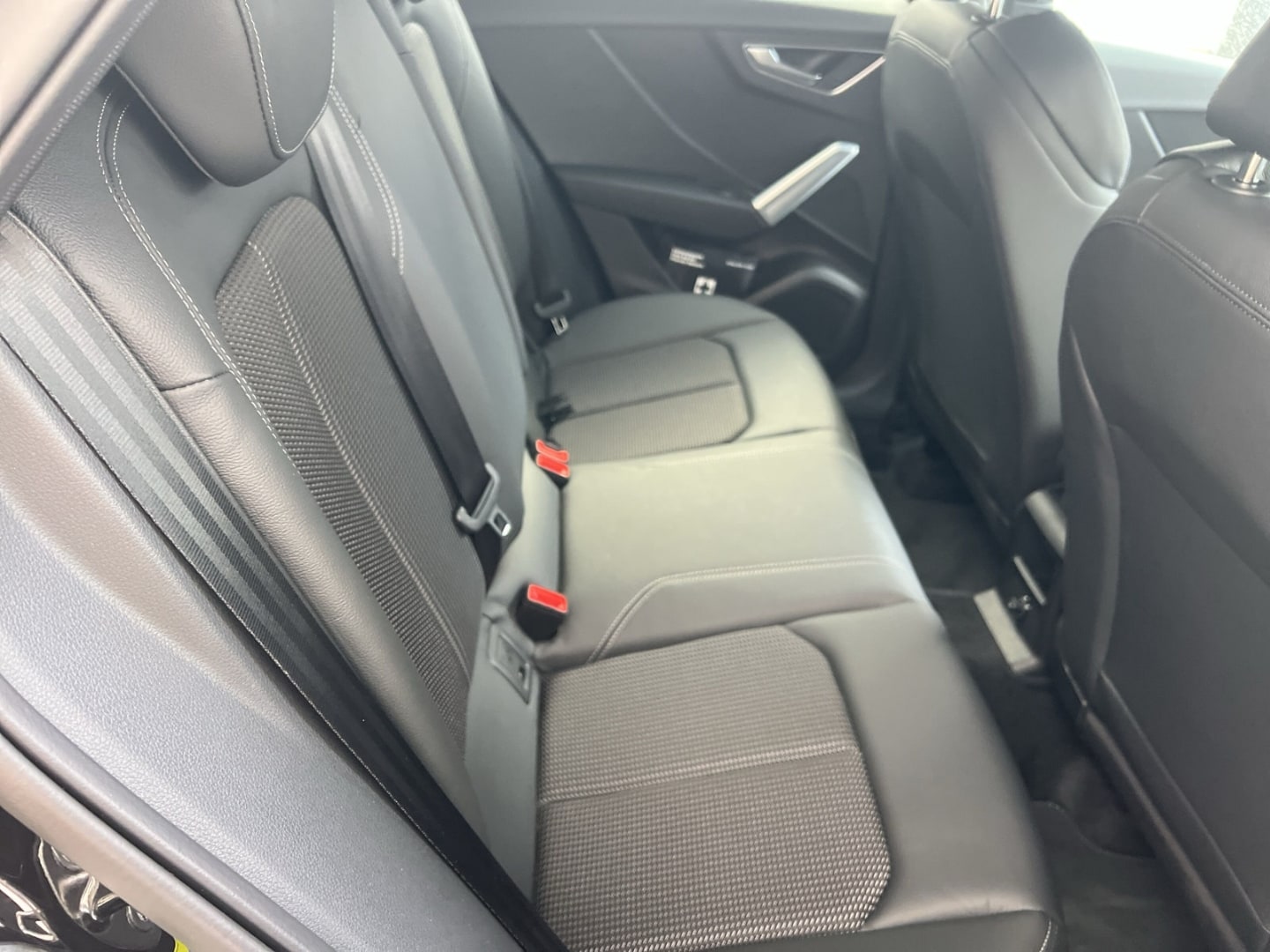 Bild über Audi Q2 S line 40 TFSI quattro S tronic - für weitere Informationen kontaktieren Sie den Audi Partner
