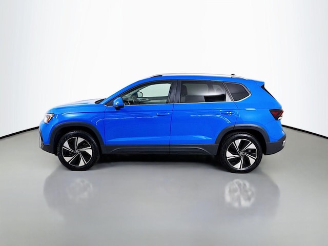 2025 Volkswagen Taos