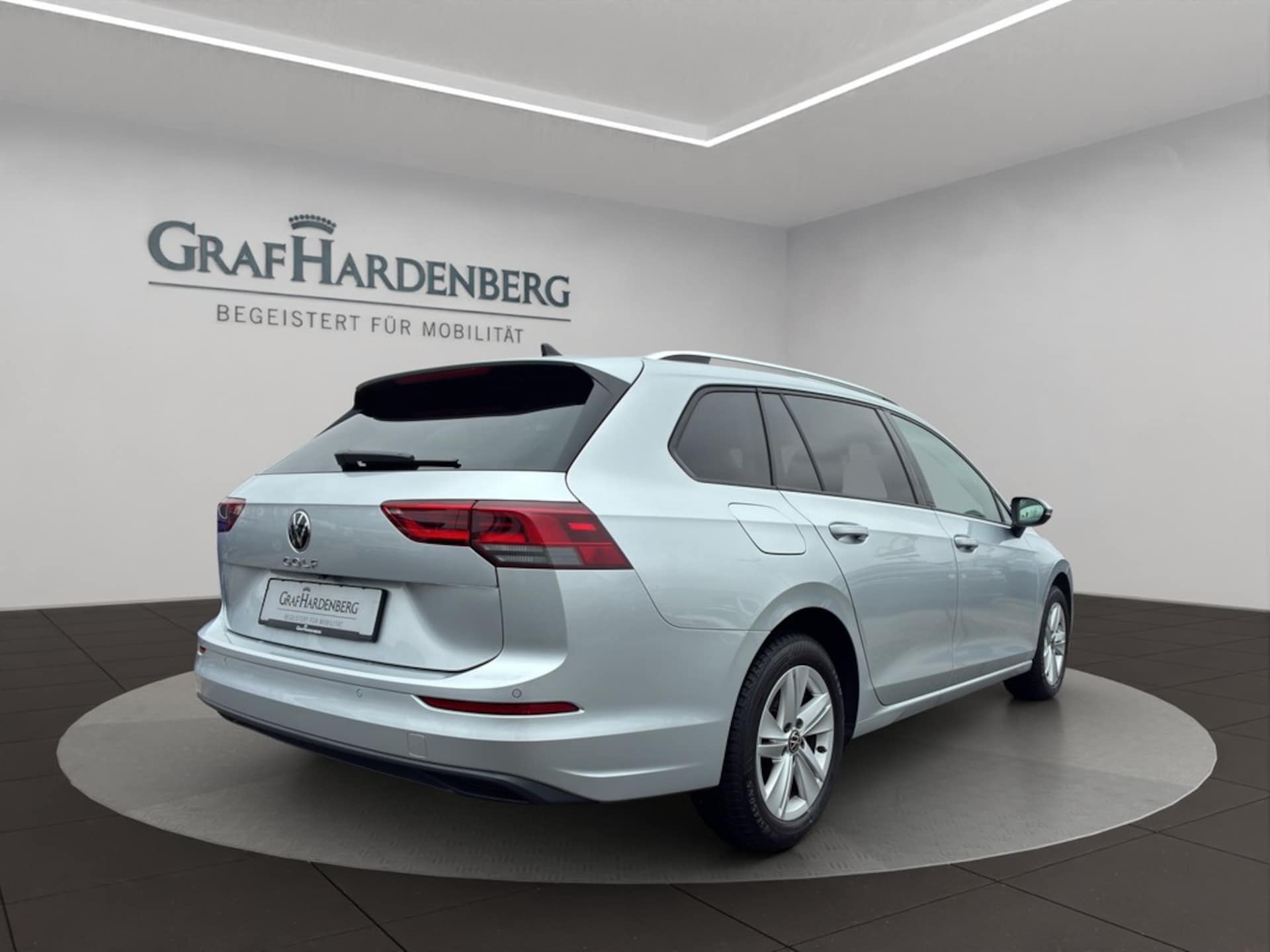 Volkswagen Golf Variant Life