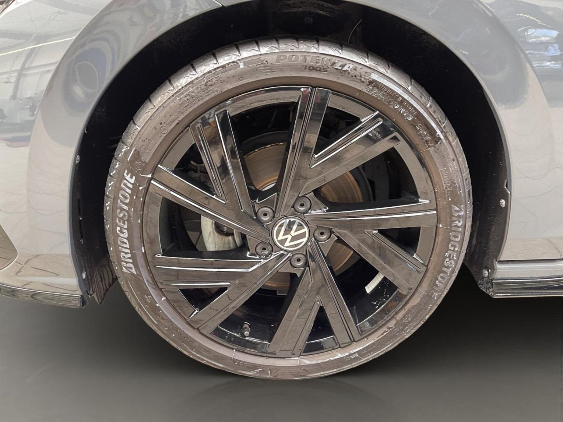 Volkswagen Golf R-Line