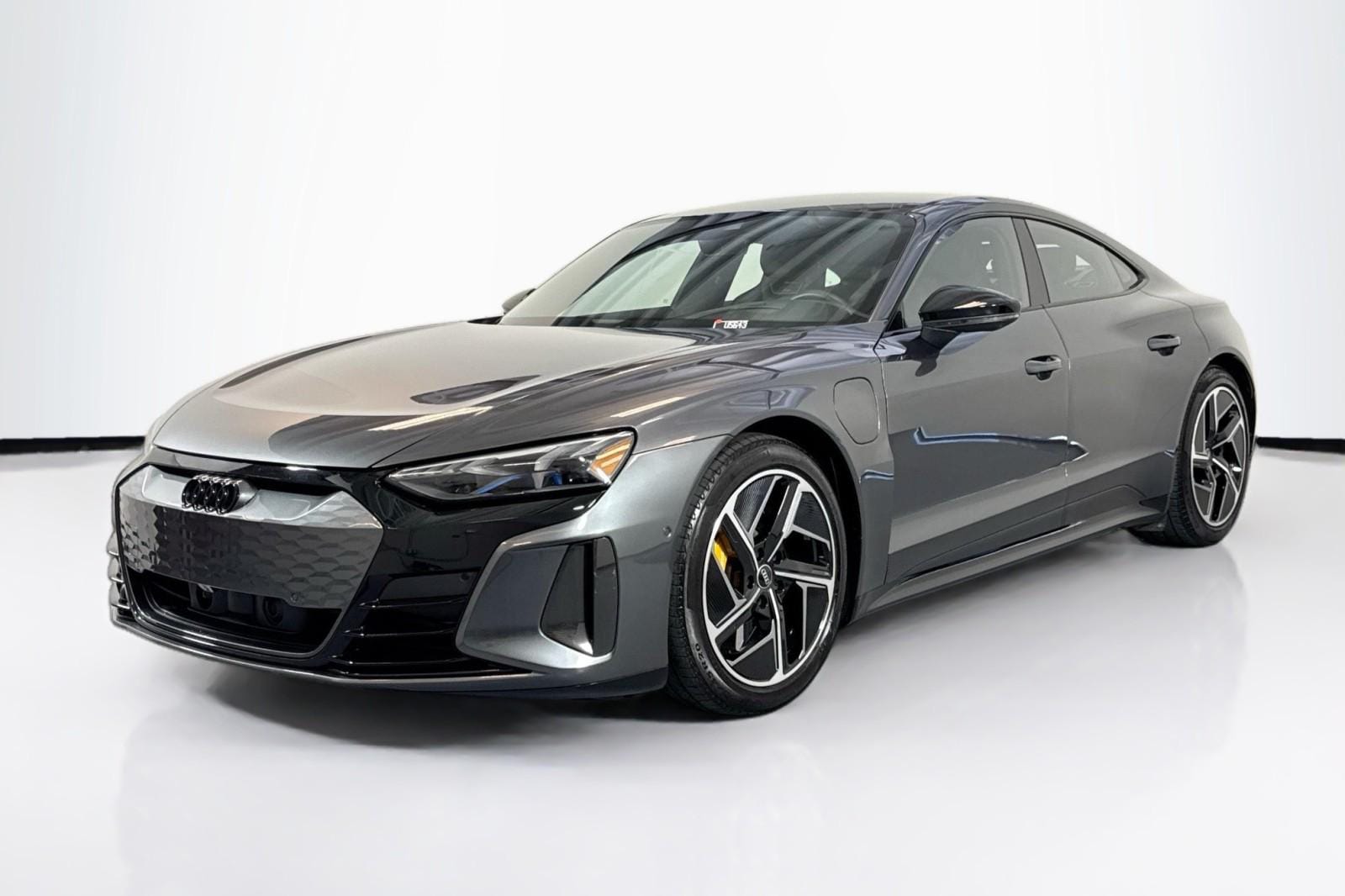 2024 Audi RS e-tron GT -'s photo