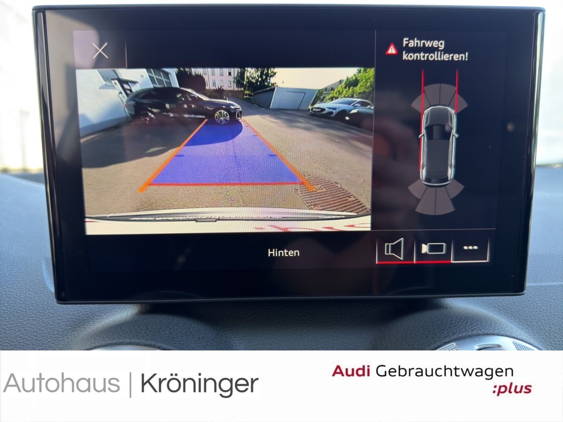 Audi Q2 S line