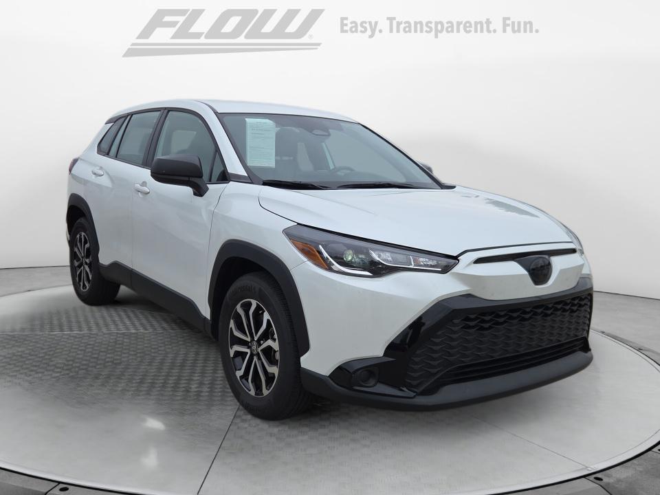 2025 Toyota Corolla Cross Hybrid S AWD's photo