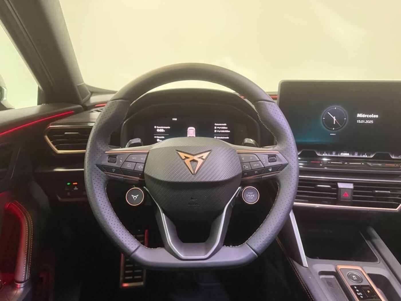 CUPRA Formentor 1.5 TSI e-Hybrid VZ DSG 200 kW (272 CV) — photo 11