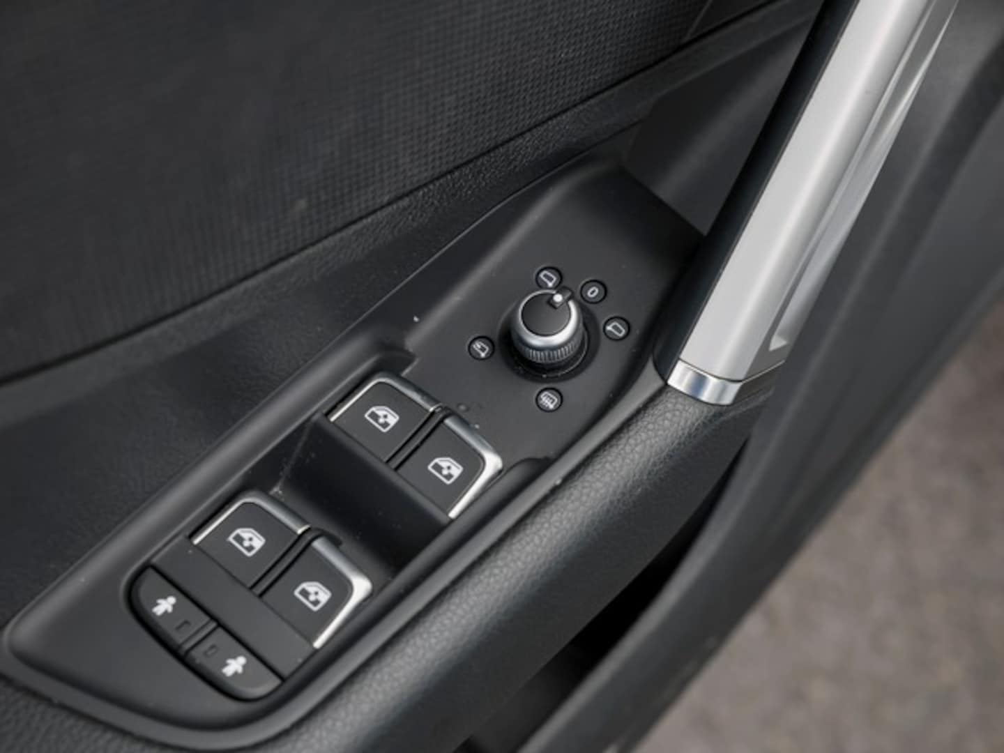 Bild über Audi Q2 S line 35 TFSI S tronic - für weitere Informationen kontaktieren Sie den Audi Partner