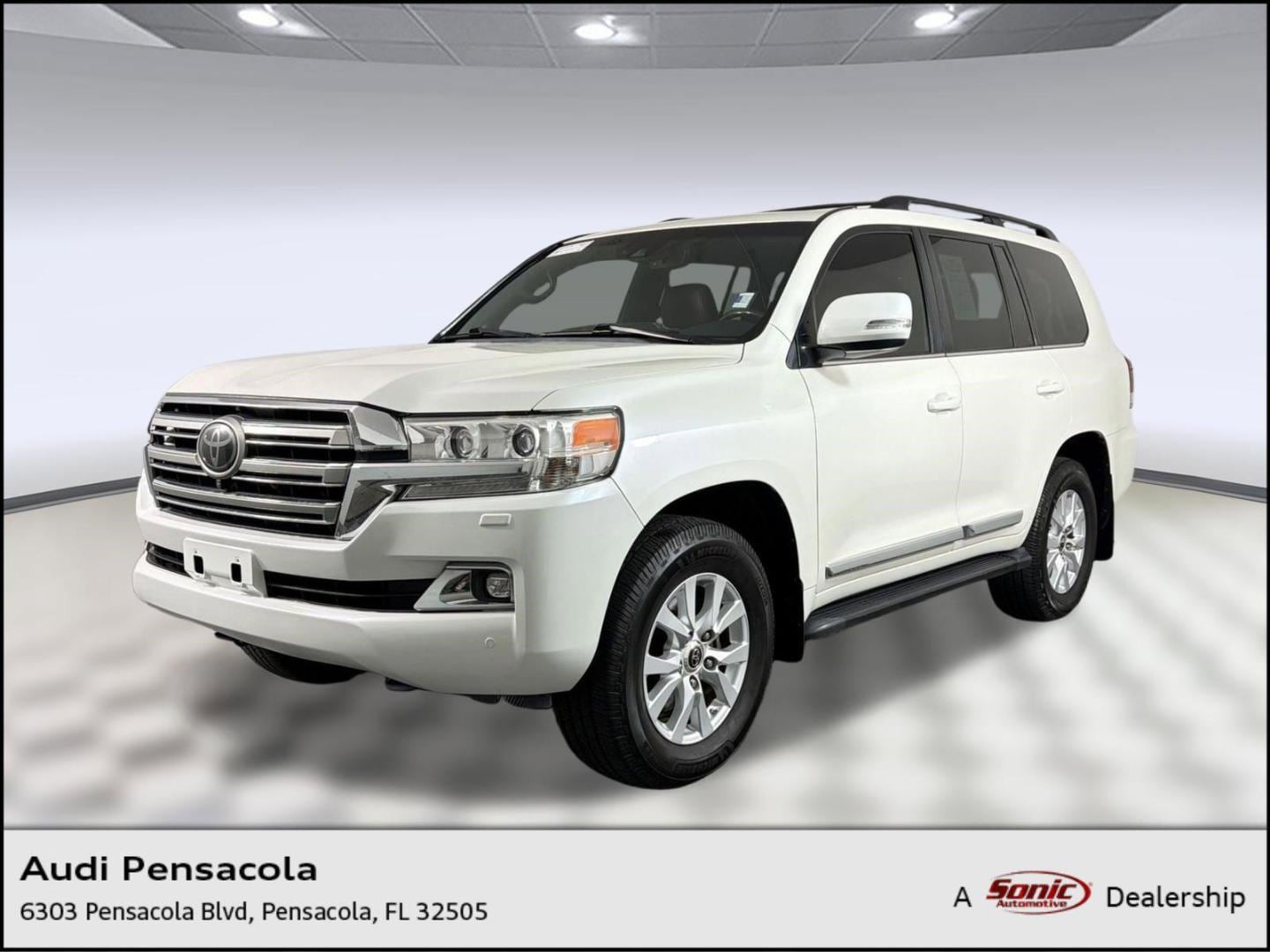 2019 Toyota Land Cruiser -'s photo