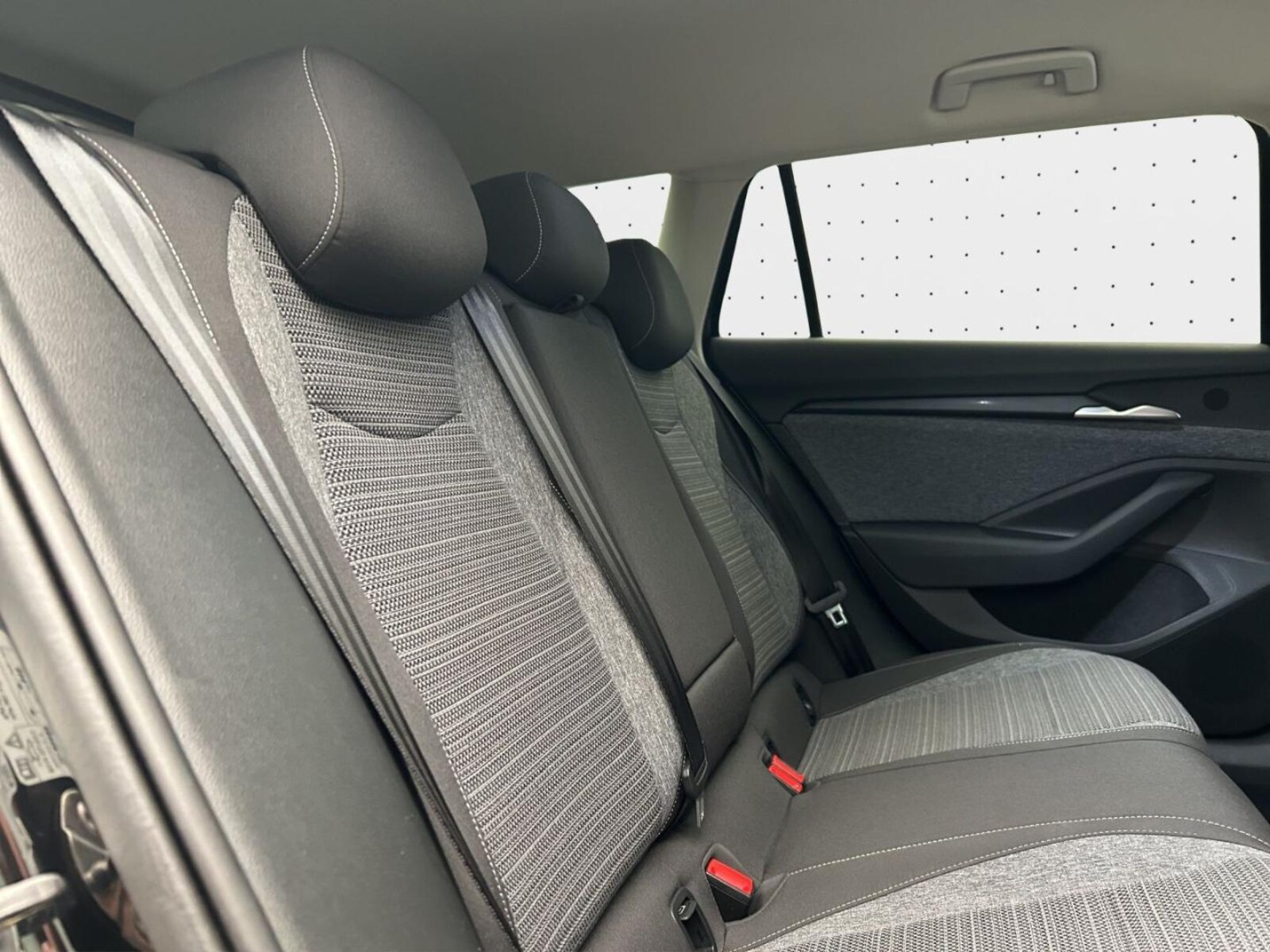 Škoda Superb Combi – Bild 15