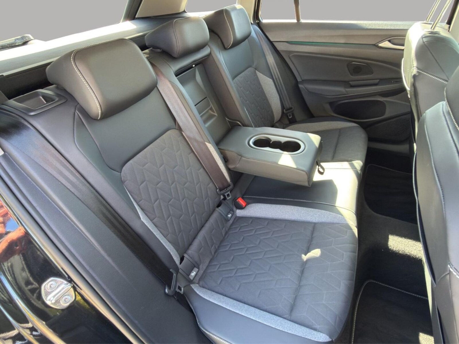 Volkswagen Golf Variant – Bild 15