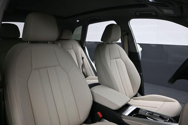 2026 Audi Q5 Premium Plus - Photo 13