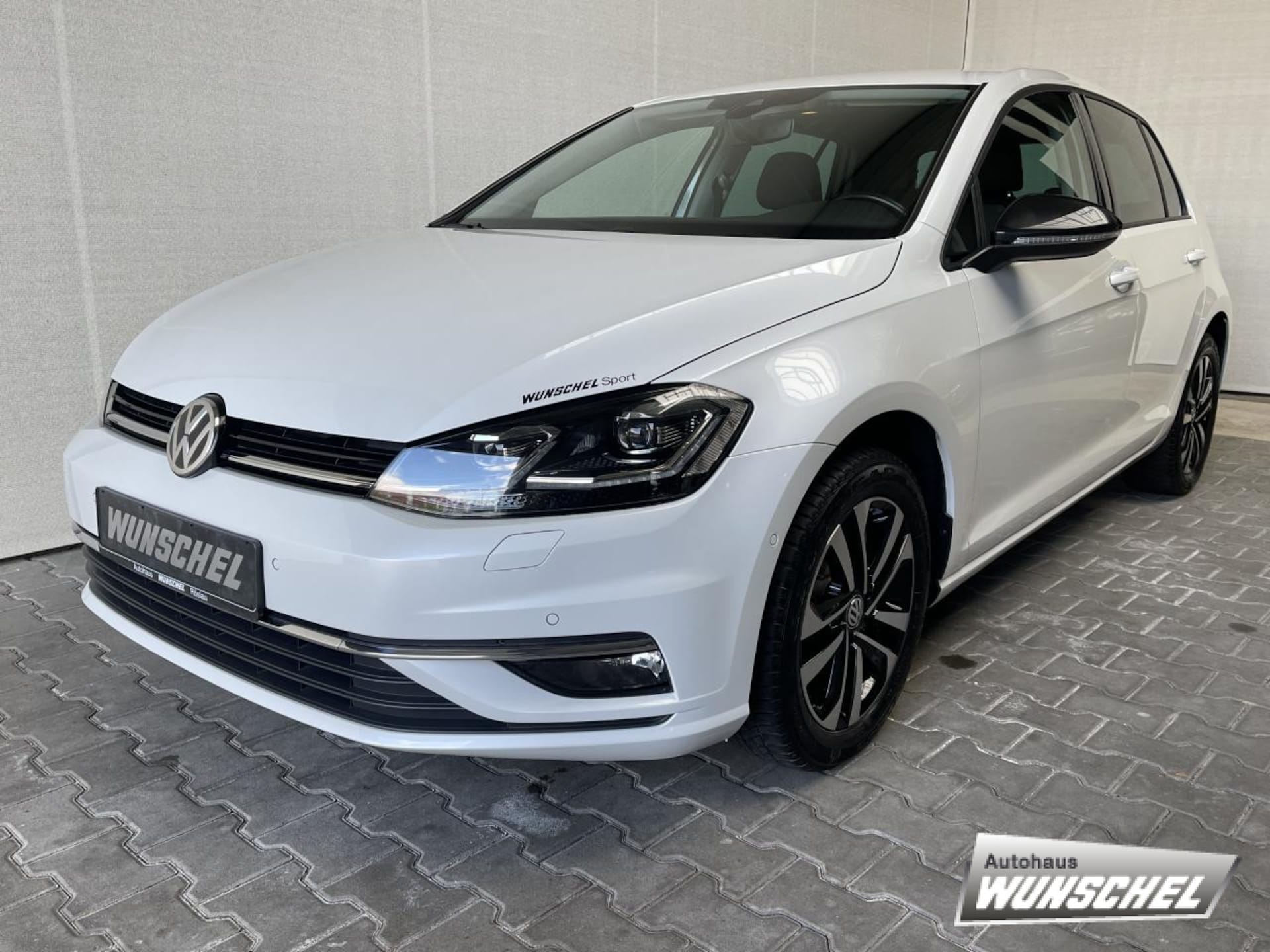 Volkswagen Golf IQ.DRIVE