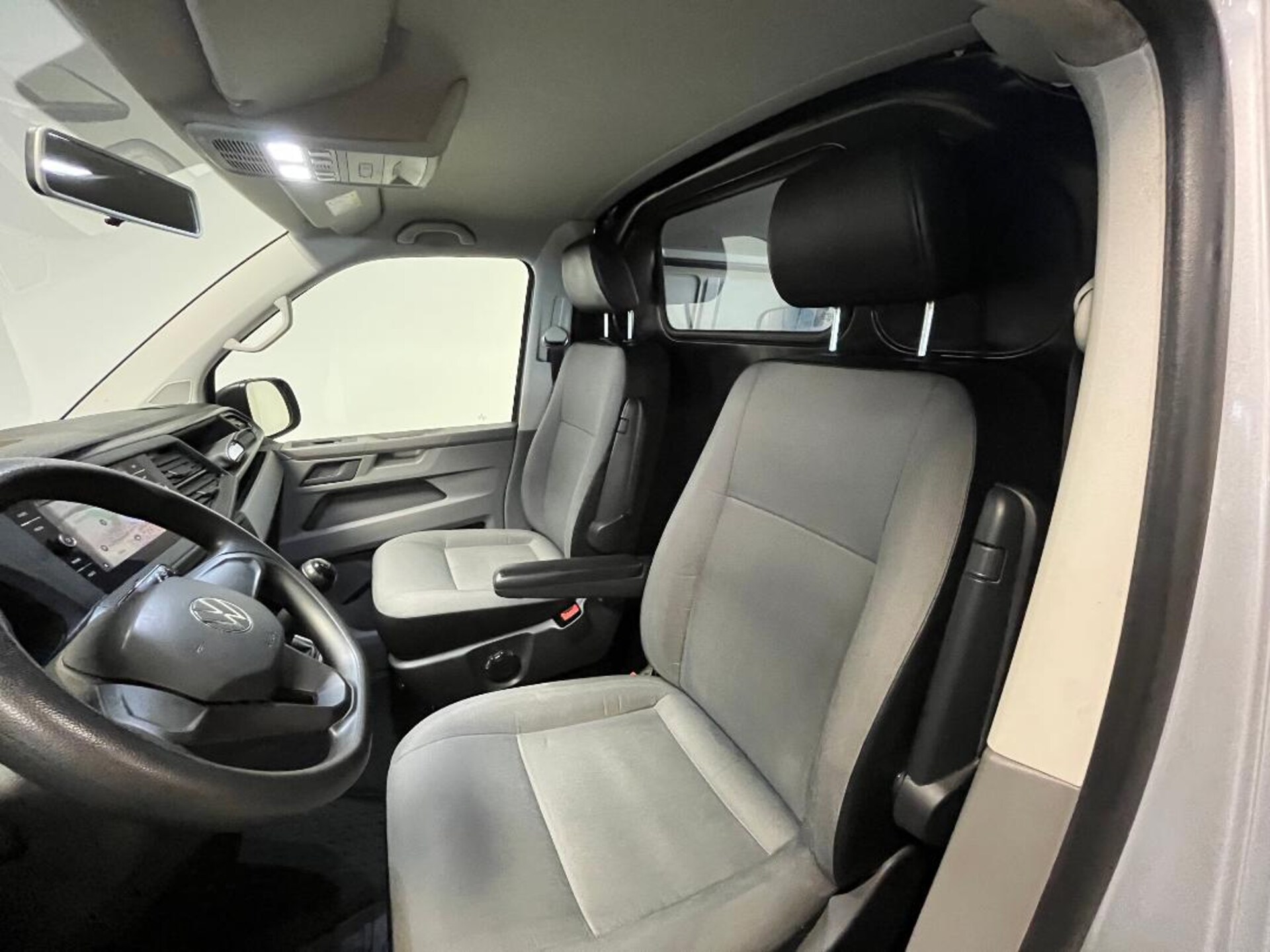 Volkswagen T6.1 Transporter Kasten kurzer Radstand