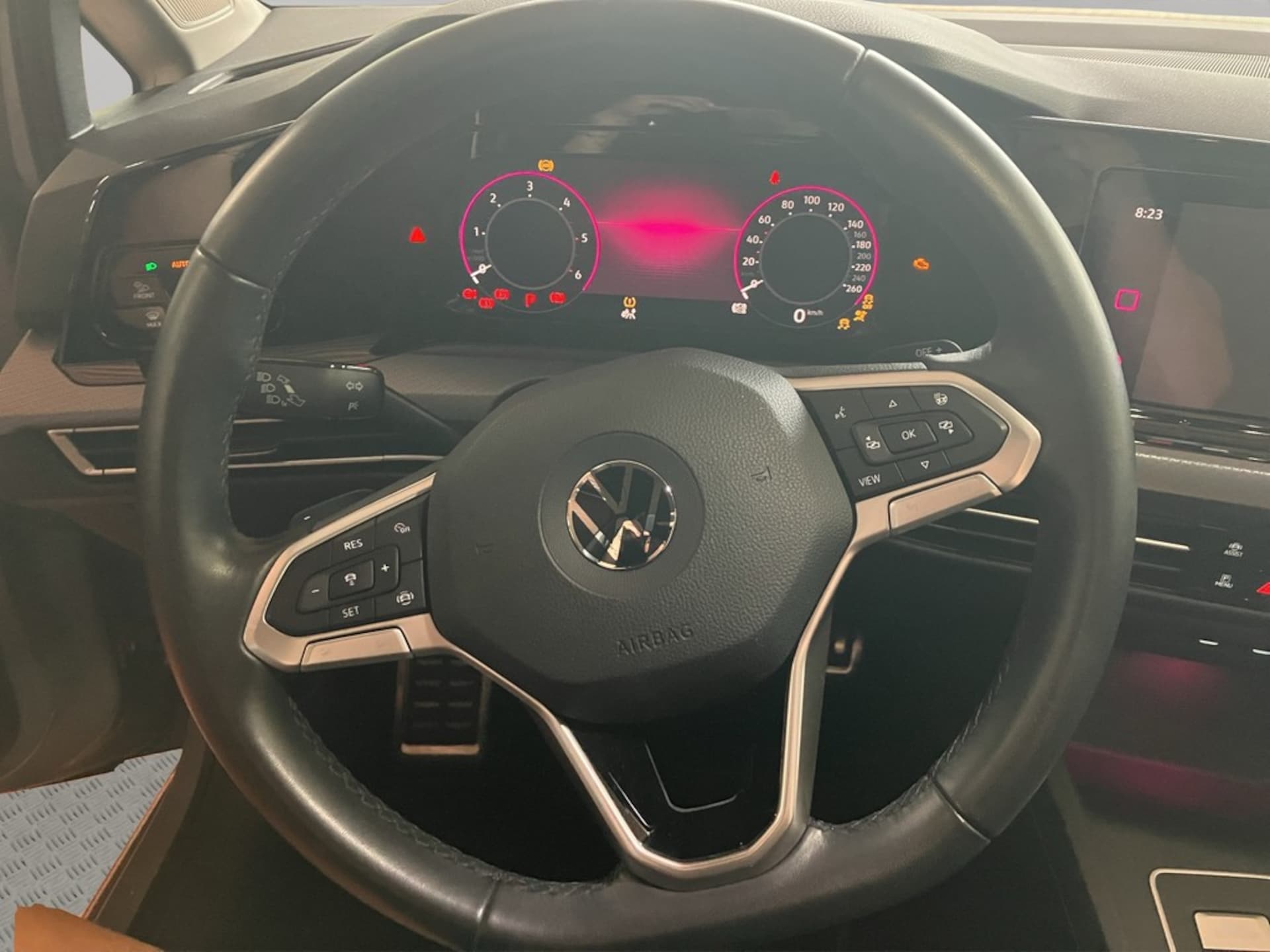 Volkswagen Golf Active