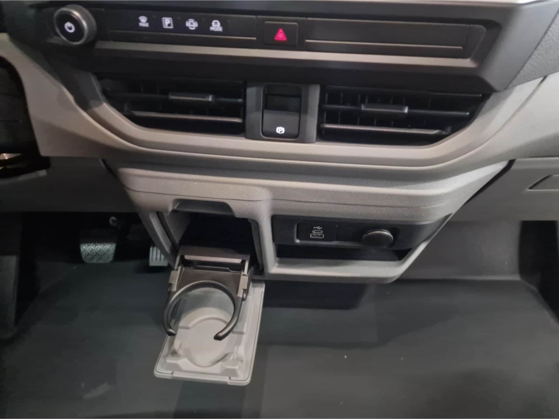Volkswagen e-Caravelle