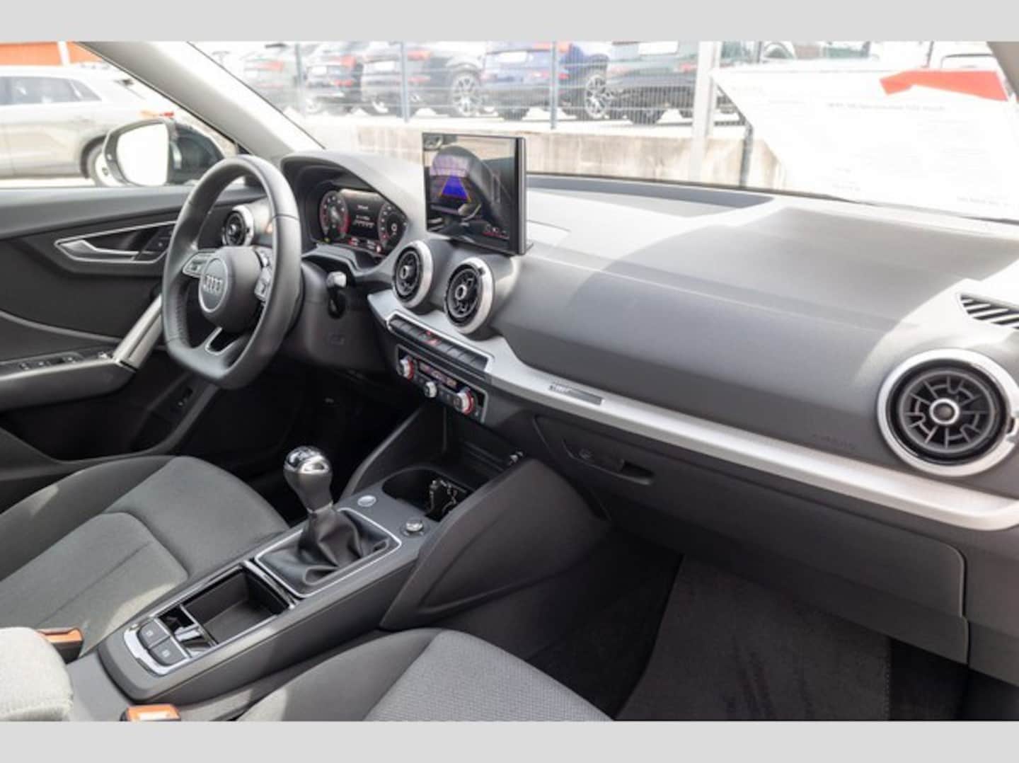 Bild über Audi Q2 advanced 30 TFSI Schaltgetriebe - für weitere Informationen kontaktieren Sie den Audi Partner