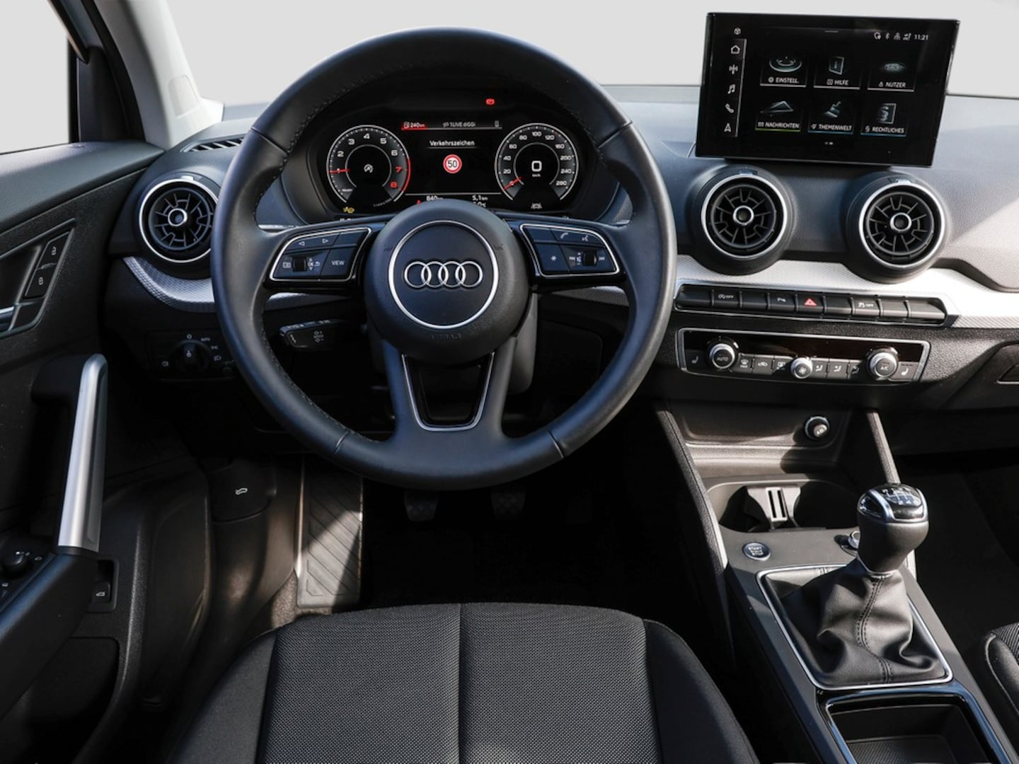Bild über Audi Q2 S line 30 TFSI Schaltgetriebe - für weitere Informationen kontaktieren Sie den Audi Partner